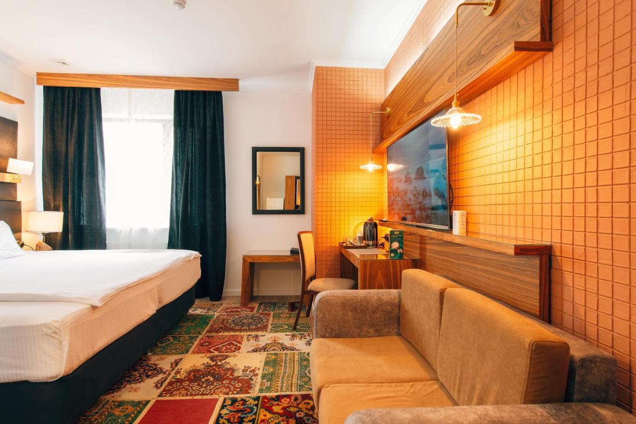 Inn Ozz Astana Exteriör bild
