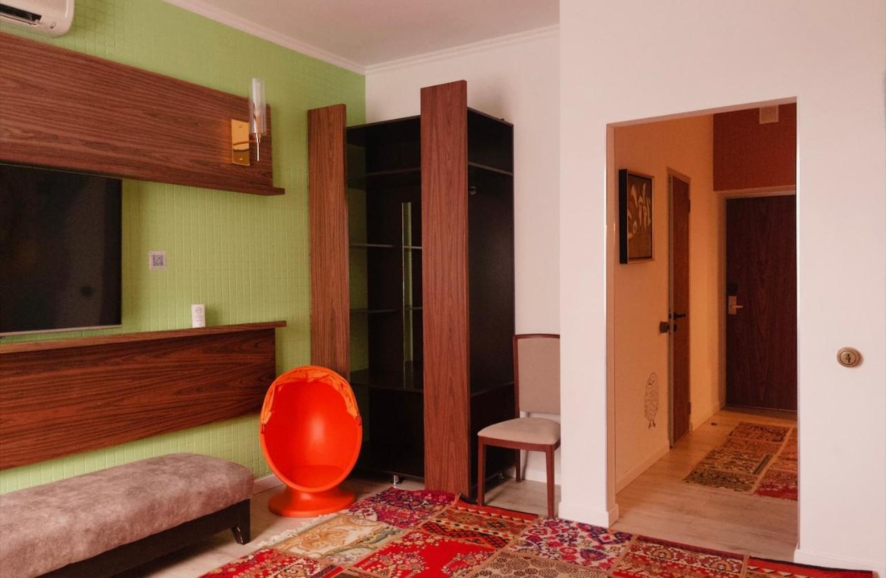 Inn Ozz Astana Exteriör bild