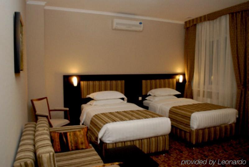 Inn Ozz Astana Rum bild