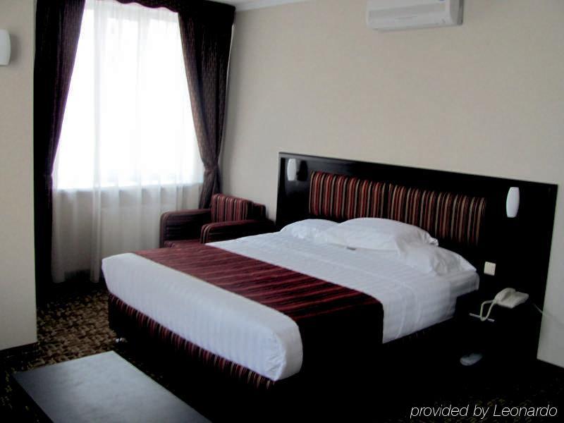 Inn Ozz Astana Rum bild