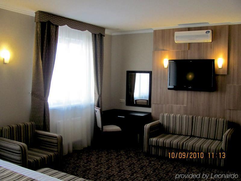 Inn Ozz Astana Rum bild