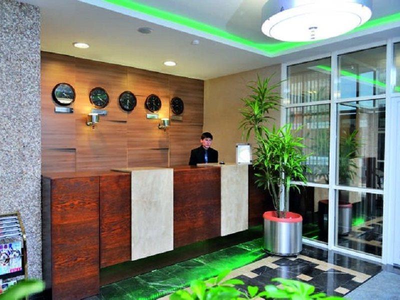 Inn Ozz Astana Exteriör bild